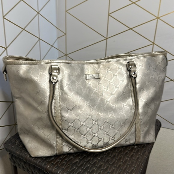 💯Authentic Gucci Tote Handbag 🍀 - Picture 12 of 17